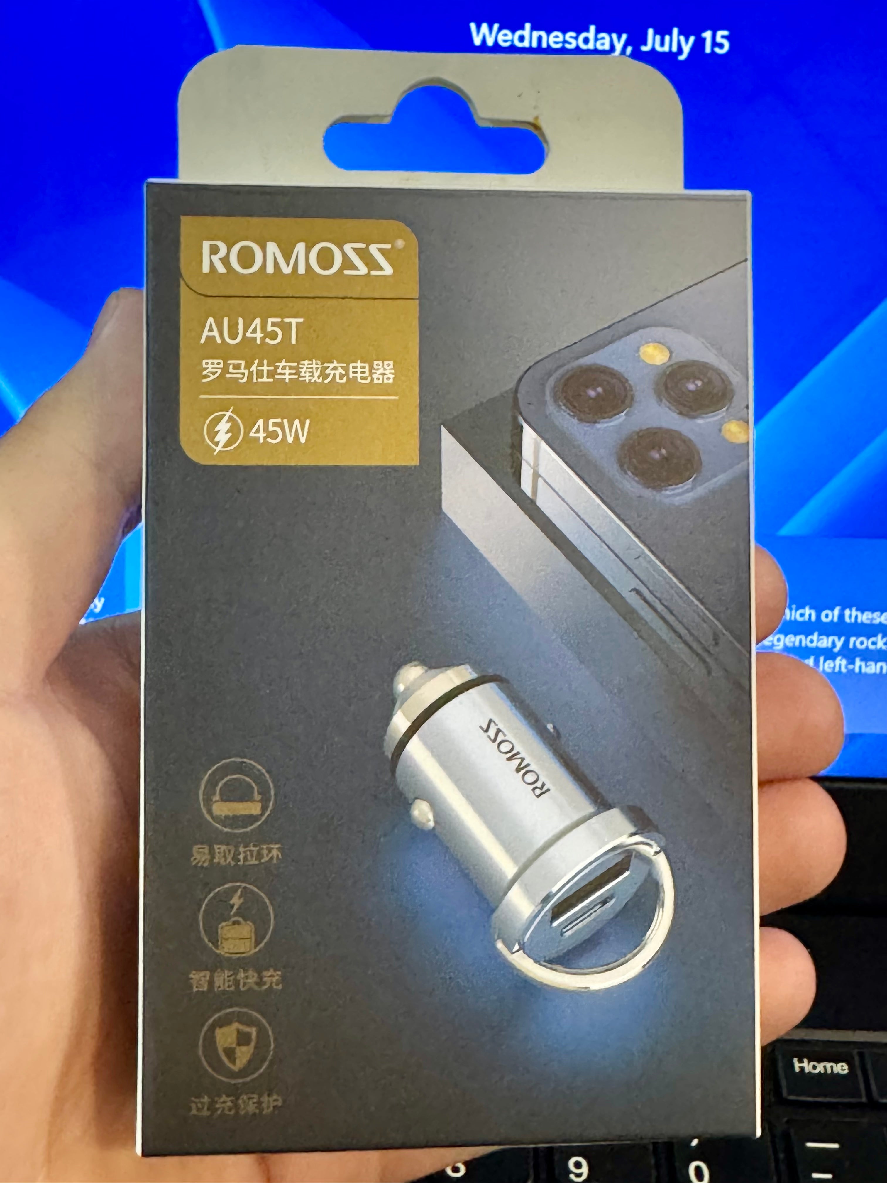 Romoss AU45T 45 Max Watts Dual Output Type C and USB Output Fast Charging