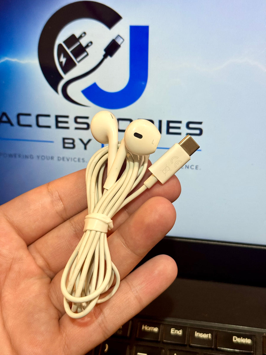 Apple EarPods With Type-C Connector - 100% Original - Open Packaging - Condition 10/10
