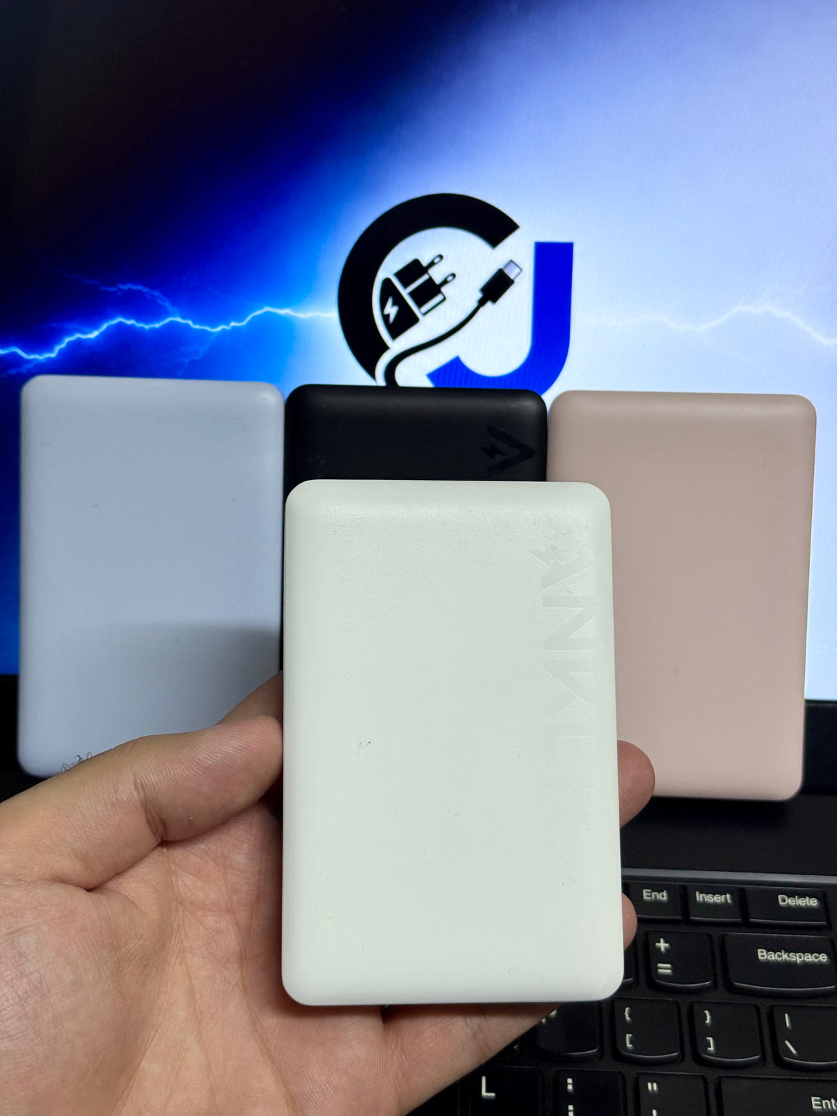 Anker 334 MagGo PowerCore 10K (A1642) – 100% Original with 3 Month Warranty (Open Packaging)