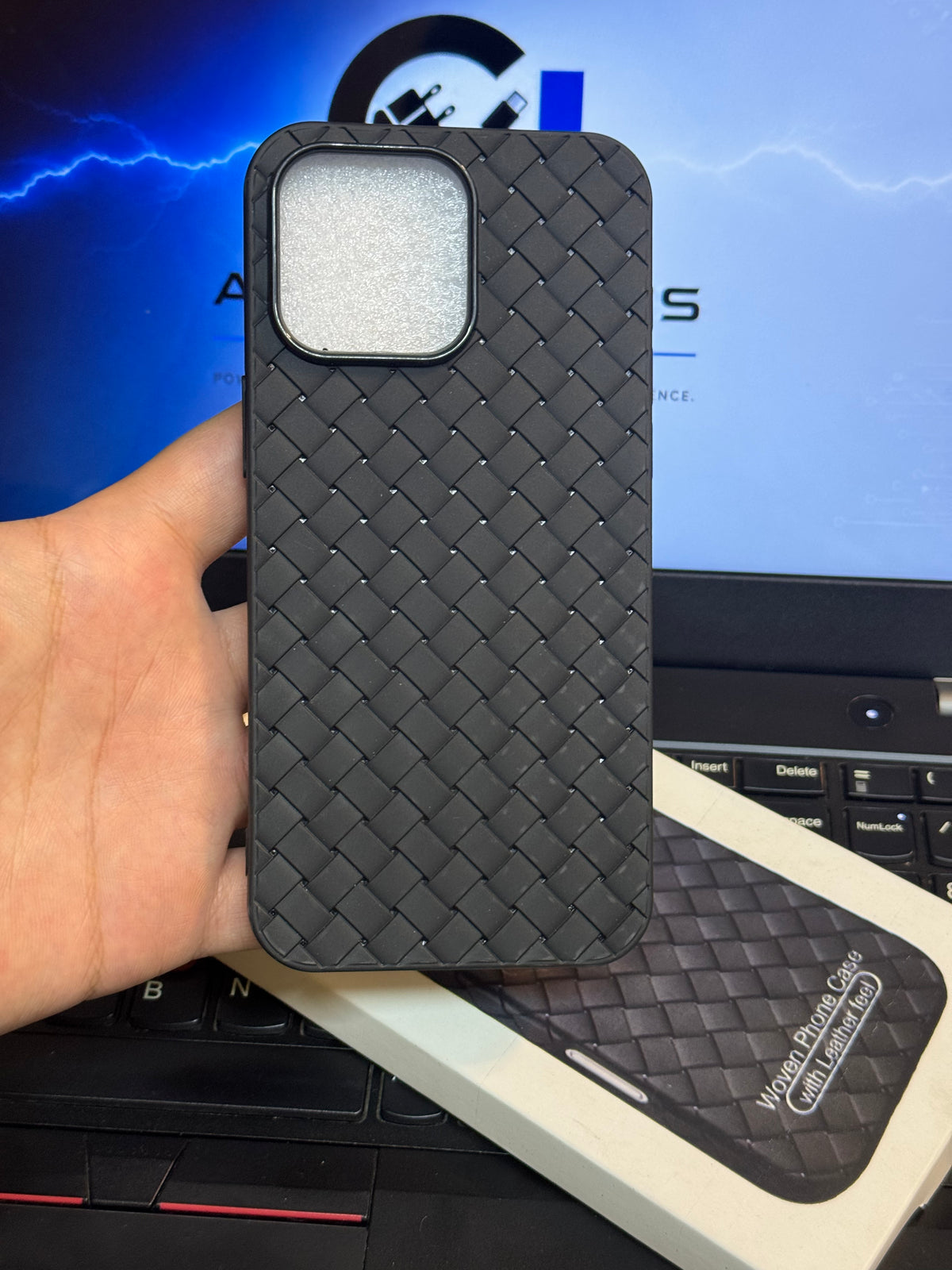 iPhone 15 Pro Max - Premium Woven Leather-Feel Soft TPU Phone Case