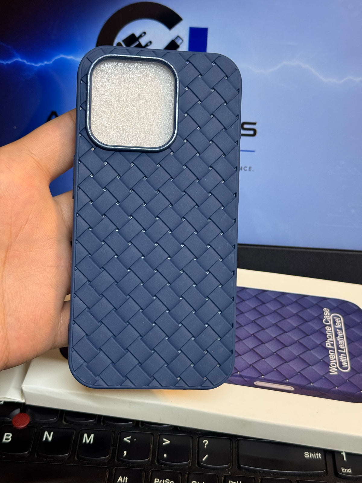 iPhone 15 Pro - Premium Woven Leather-Feel Soft TPU Phone Case