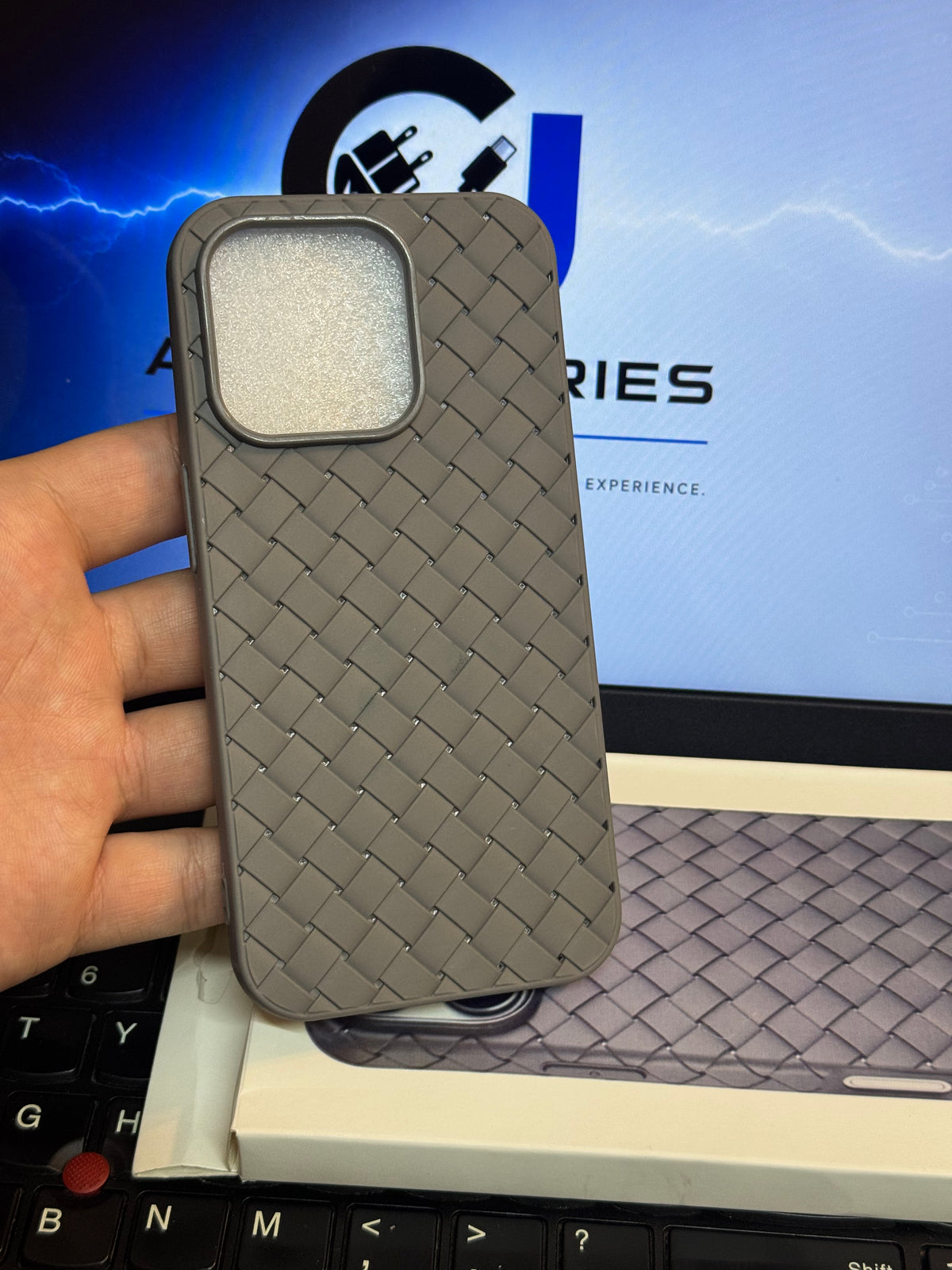 iPhone 15 Pro - Premium Woven Leather-Feel Soft TPU Phone Case